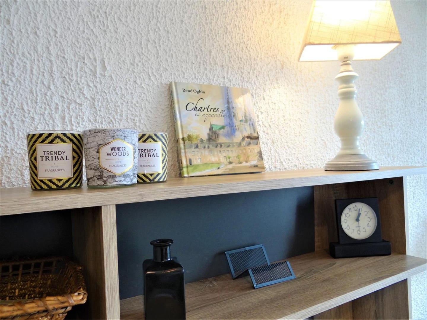Le Clos Pichot - Studio Avec Balcon, Parking Prive - 5Mn Gare Chartres Exterior photo